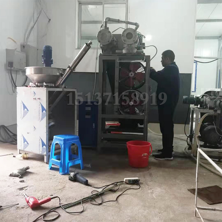 全自動米線機售后安裝現場 全自動米線機售后安裝現場